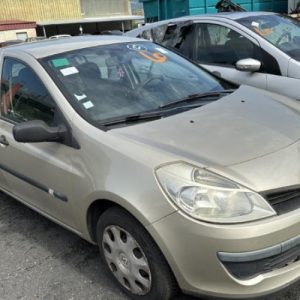 Plage arriere RENAULT CLIO 3 PHASE 1 Diesel - Image 4