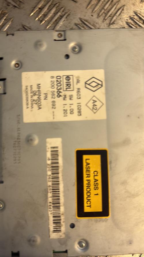 Autoradio d'origine RENAULT GRAND SCENIC 2 PHASE 2 Diesel - Image 4