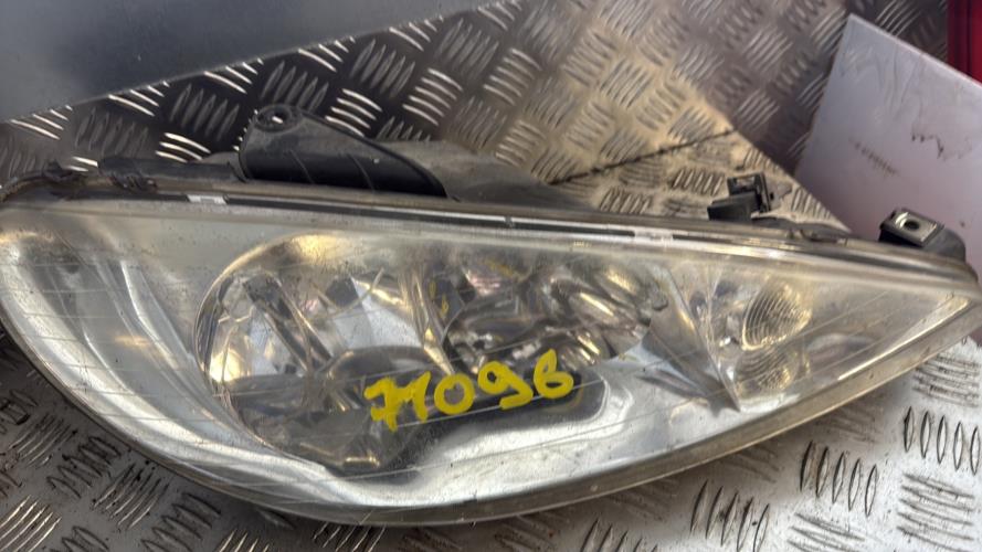 Optique avant principal droit (feux)(phare) PEUGEOT 206 PHASE 1 Diesel - Image 4