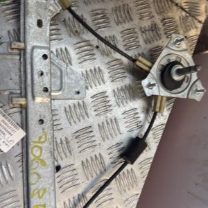 Leve vitre mecanique arriere droit CITROEN C3 2 PHASE 1 Essence - Image 1