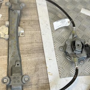 Leve vitre electrique avant droit RENAULT TWINGO 2 PHASE 1 - Image 1