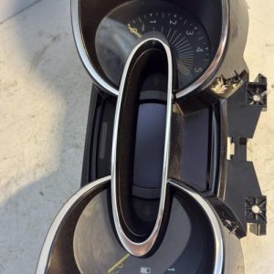 Compteur RENAULT CLIO 4 PHASE 1 Diesel - Image 1