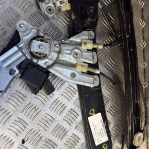 Leve vitre electrique avant droit OPEL MERIVA B PHASE 1 Diesel - Image 1