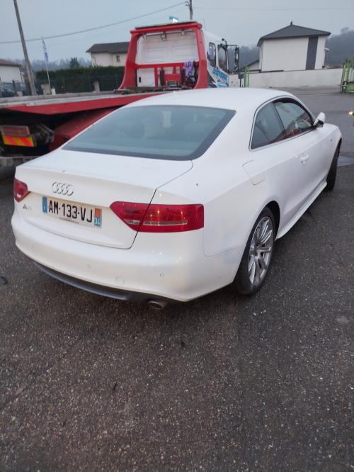Moyeu avant droit AUDI A5 1 COUPE PHASE 1 Diesel - Image 1