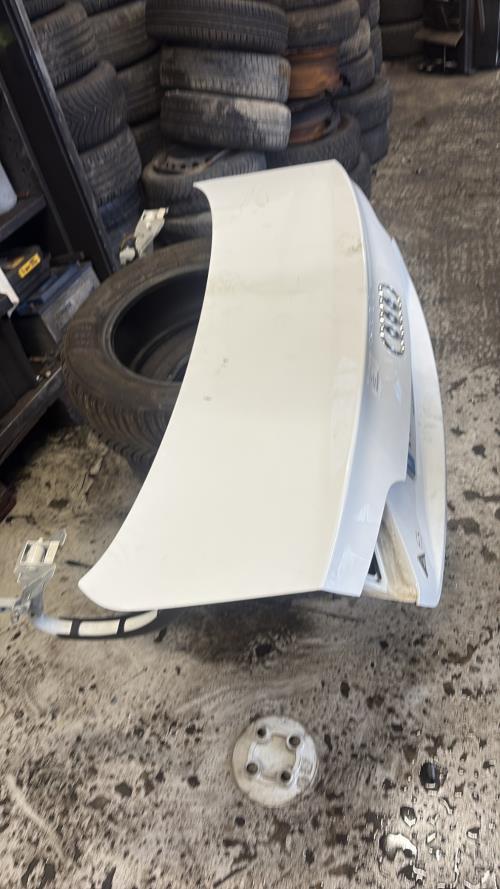 Malle/Hayon arriere AUDI A5 1 COUPE PHASE 1 Diesel - Image 2