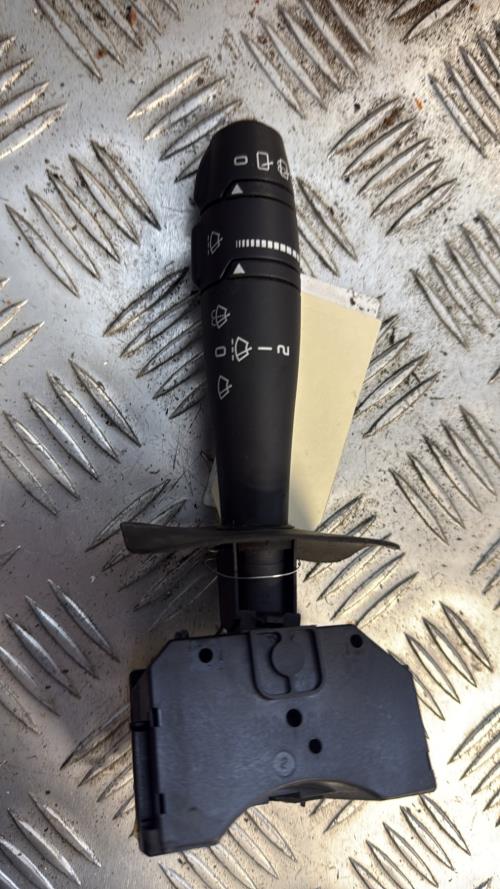 Commodo d'essuie glaces RENAULT CLIO 2 CAMPUS PHASE 2 Diesel - Image 1