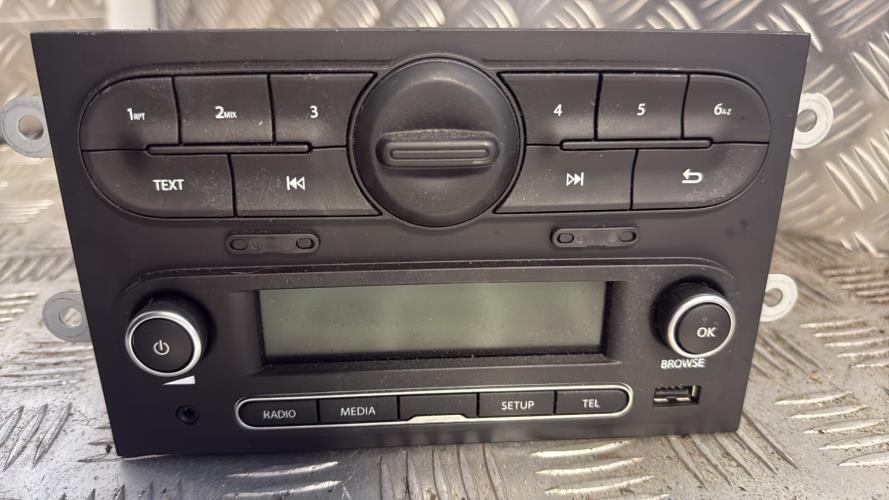 Autoradio d'origine RENAULT TWINGO 3 PHASE 1 Essence - Image 1