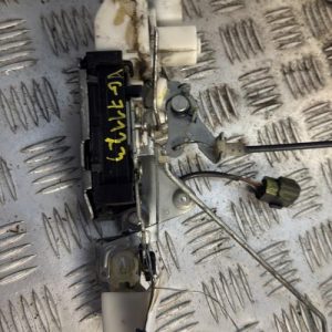 Serrure avant gauche VOLKSWAGEN FOX Diesel - Image 1