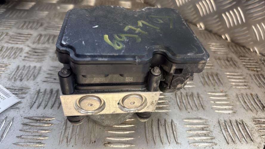 Bloc ABS (freins anti-blocage) RENAULT CLIO 4 PHASE 1 Diesel - Image 3
