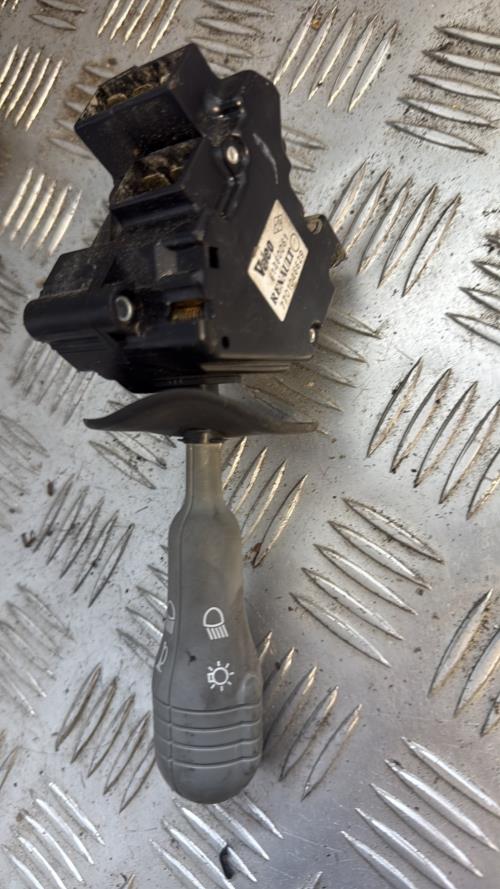 Commodo phare RENAULT TWINGO 1 PHASE 3 Essence - Image 4