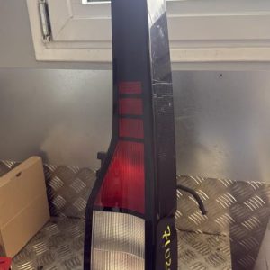 Feu arriere principal droit (feux) VOLKSWAGEN CADDY 5 Diesel - Image 1