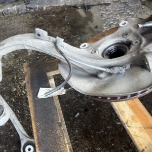 Moyeu avant droit AUDI A5 1 COUPE PHASE 1 Diesel - Image 1