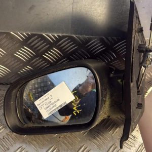 Retroviseur gauche VOLKSWAGEN FOX Diesel - Image 1