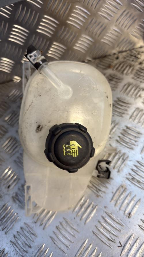 Vase d'expansion RENAULT TWINGO 3 PHASE 1 Essence - Image 3