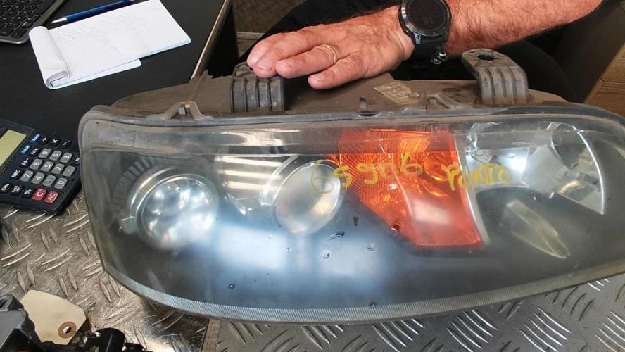 Optique avant principal droit (feux)(phare) FIAT PUNTO 2 PHASE 1 Essence - Image 3