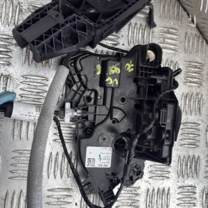 Serrure avant gauche VOLKSWAGEN T-CROSS PHASE 1 Essence - Image 1