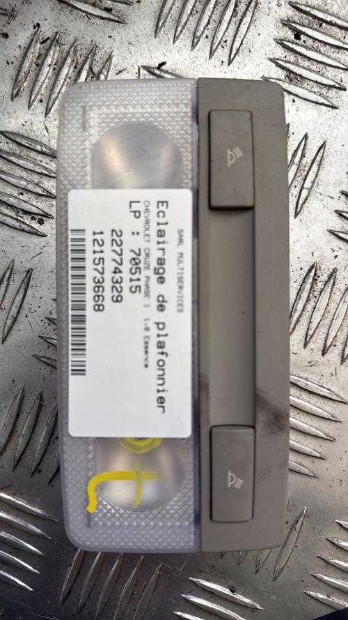 Eclairage de plafonnier CHEVROLET CRUZE PHASE 1 Essence - Image 1