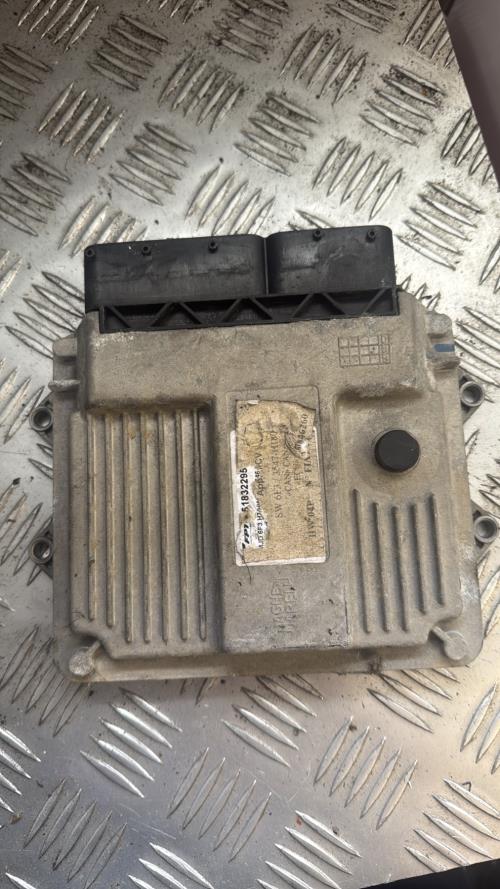 Calculateur moteur FIAT FIORINO 3 PHASE 1 Diesel - Image 1