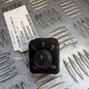 Commande retroviseurs VOLKSWAGEN CADDY 5 Diesel - Image 1