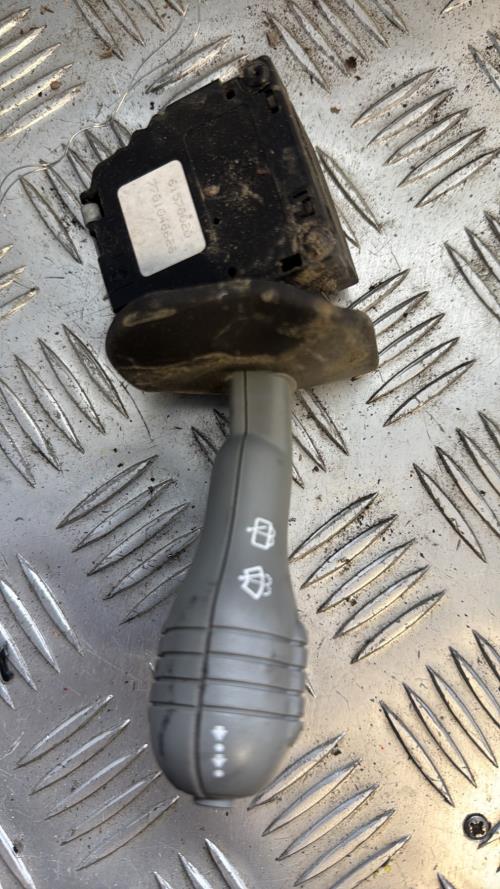 Commodo d'essuie glaces RENAULT TWINGO 1 PHASE 3 Essence - Image 1