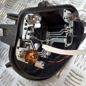 Platine feu arriere droit PEUGEOT 208 1 PHASE 1 Diesel - Image 1