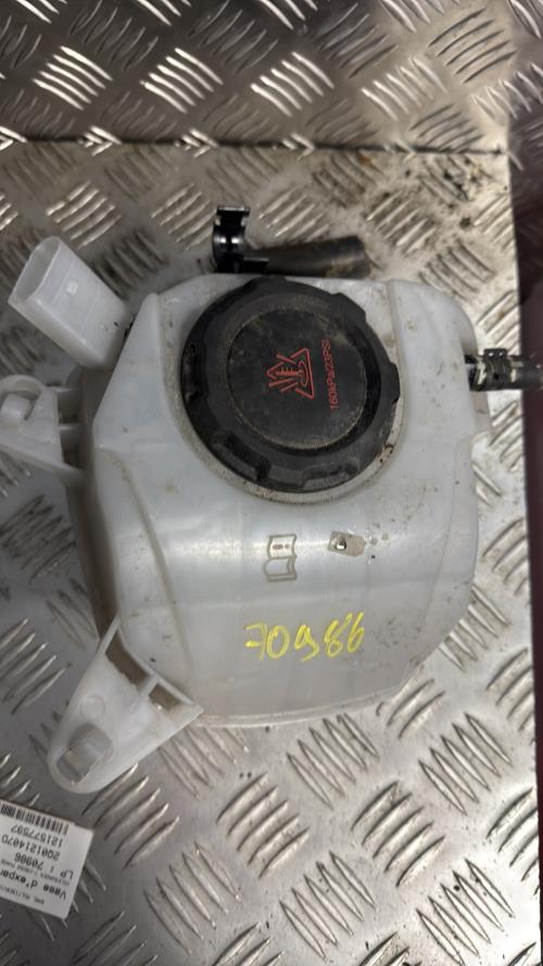 Vase d'expansion VOLKSWAGEN T-CROSS PHASE 1 Essence - Image 2