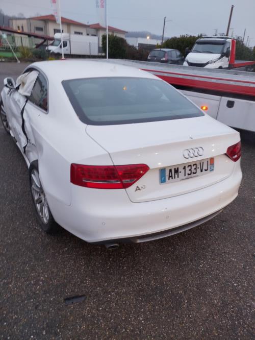 Support de phare gauche (tôle) AUDI A5 1 COUPE PHASE 1 Diesel - Image 2