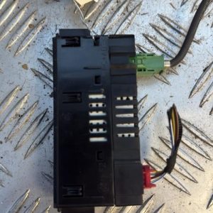 Prise port USB VOLKSWAGEN CADDY 5 Diesel - Image 1