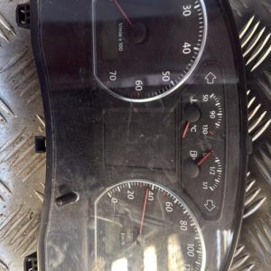 Compteur VOLKSWAGEN POLO 4 PHASE 2 Essence - Image 1