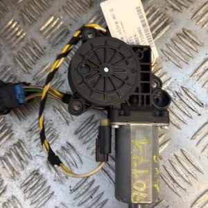 Moteur leve vitre avant gauche FORD FIESTA 5 PHASE 1 Diesel - Image 1