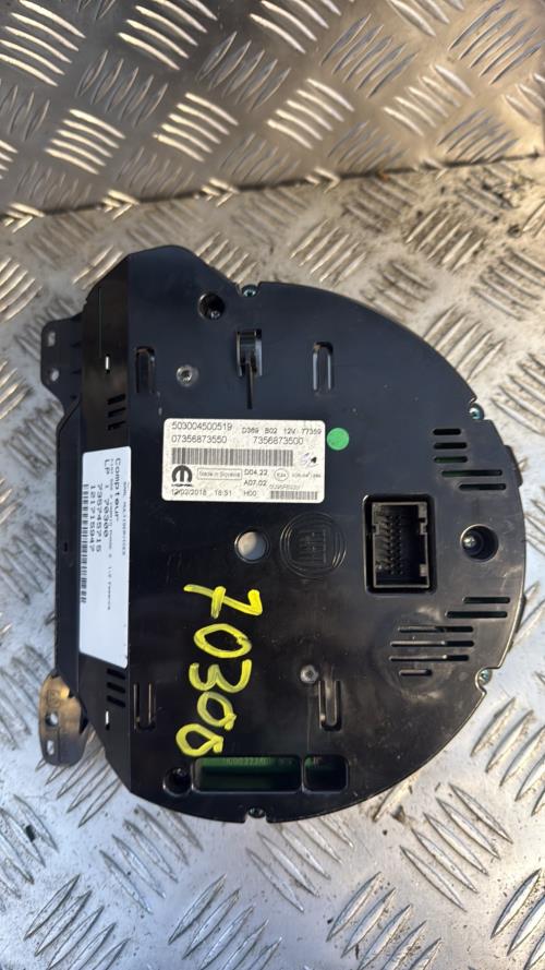 Compteur FIAT 500 2 CABRIO PHASE 2 Essence - Image 4