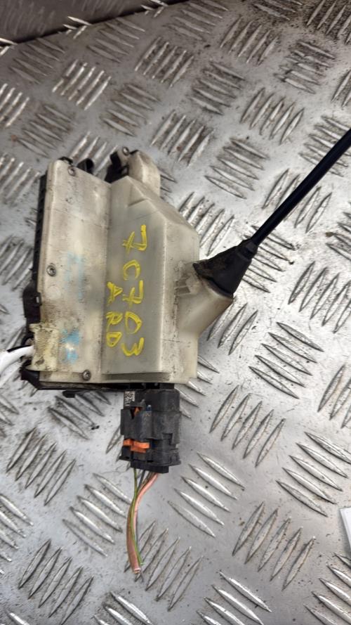 Serrure arriere droit PEUGEOT 208 1 PHASE 1 Diesel - Image 2