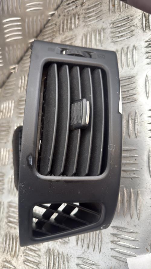 Aerateur tableau de bord avant gauche HYUNDAI I 30 1 PHASE 1 Diesel - Image 1
