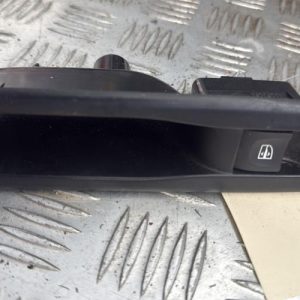 Interrupteur de leve vitre arriere droit RENAULT MEGANE 3 PHASE 1 BREAK Diesel - Image 1