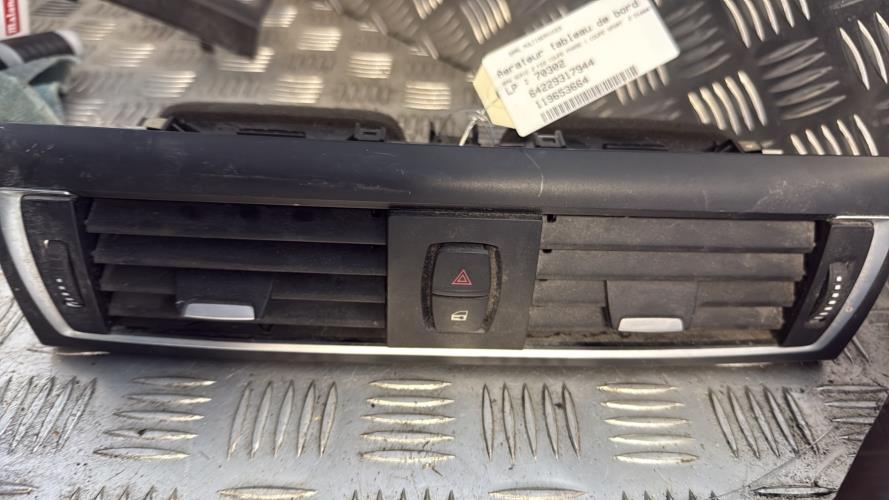 Aerateur tableau de bord BMW SERIE 2 F22 COUPE PHASE 1 Diesel - Image 2