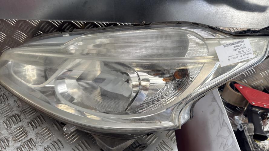 Optique avant principal gauche (feux)(phare) PEUGEOT 208 1 PHASE 1 Diesel - Image 3