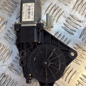 Moteur leve vitre avant gauche HYUNDAI I 30 1 PHASE 1 Diesel - Image 1