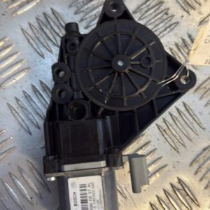 Moteur leve vitre arriere gauche HYUNDAI I 30 1 PHASE 1 Diesel - Image 1