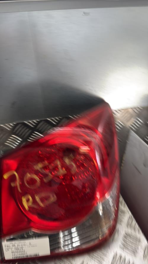 Feu arriere principal droit (feux) CHEVROLET CRUZE PHASE 1 Essence - Image 2