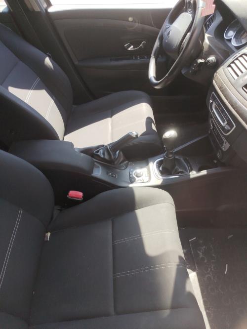 Pare boue avant droit RENAULT MEGANE 3 PHASE 3 Diesel - Image 3