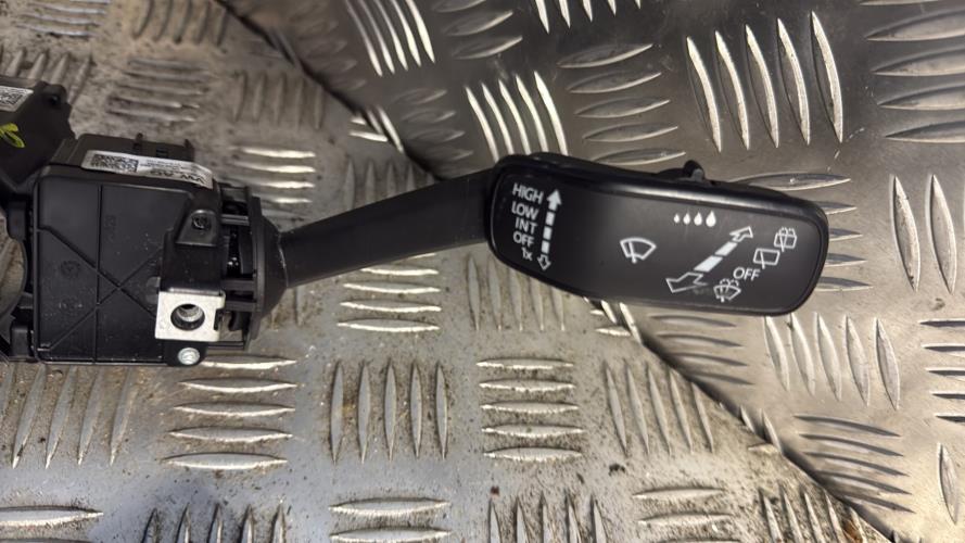 Commodo phare VOLKSWAGEN T-CROSS PHASE 1 Essence - Image 4