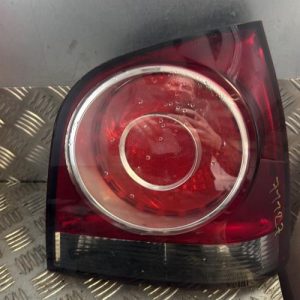 Feu arriere principal droit (feux) VOLKSWAGEN POLO 4 PHASE 2 Essence - Image 1
