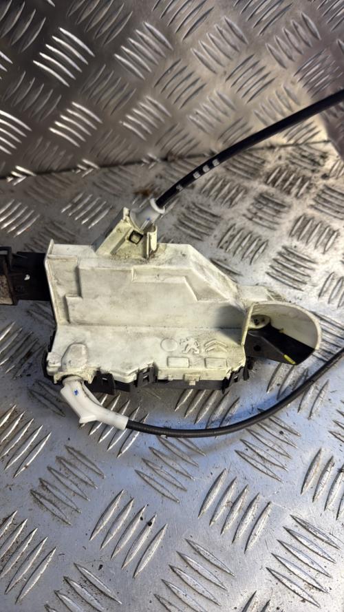 Serrure avant gauche CITROEN C3 2 PHASE 1 Diesel - Image 1