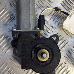 Moteur leve vitre avant droit FORD FIESTA 5 PHASE 1 Diesel - Image 1