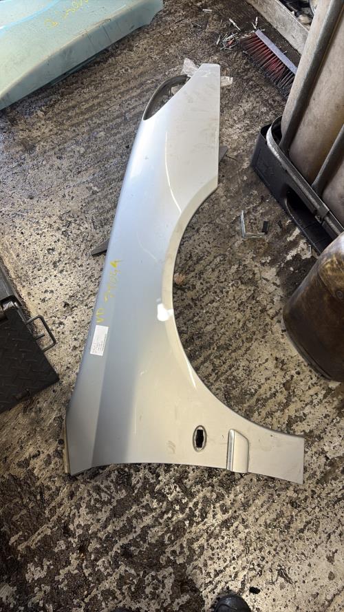 Aile avant droit PEUGEOT 607 PHASE 2 Diesel - Image 1