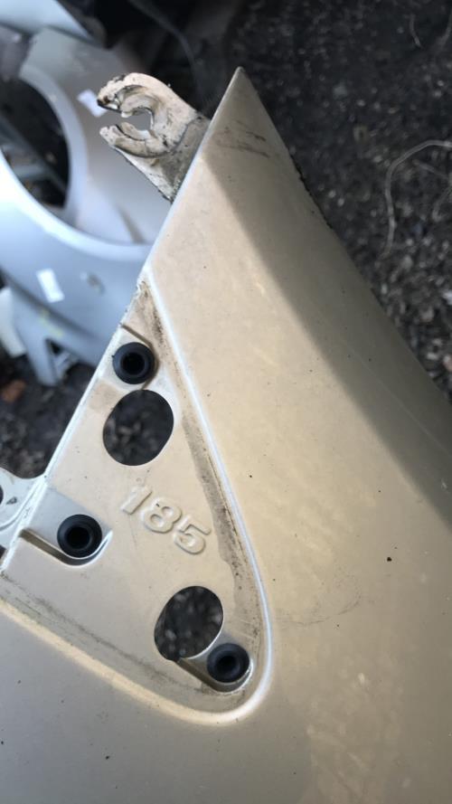 Aile avant droit RENAULT CLIO 3 PHASE 1 Diesel - Image 3