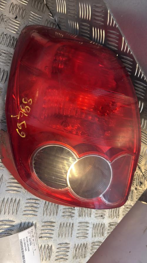 Feu arriere principal gauche (feux) TOYOTA AURIS 1 PHASE 1 Essence - Image 1