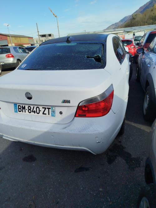 Pare choc arriere BMW SERIE 5 E60 PHASE 1 Diesel - Image 4