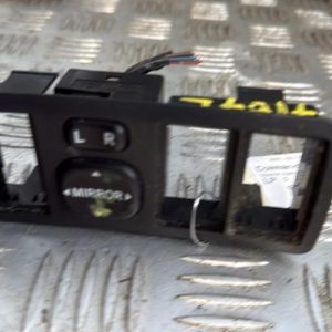 Commande retroviseurs TOYOTA COROLLA VERSO 1 Essence - Image 1