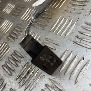 Commande de reglage hauteur de phare TOYOTA COROLLA VERSO 1 Essence - Image 1